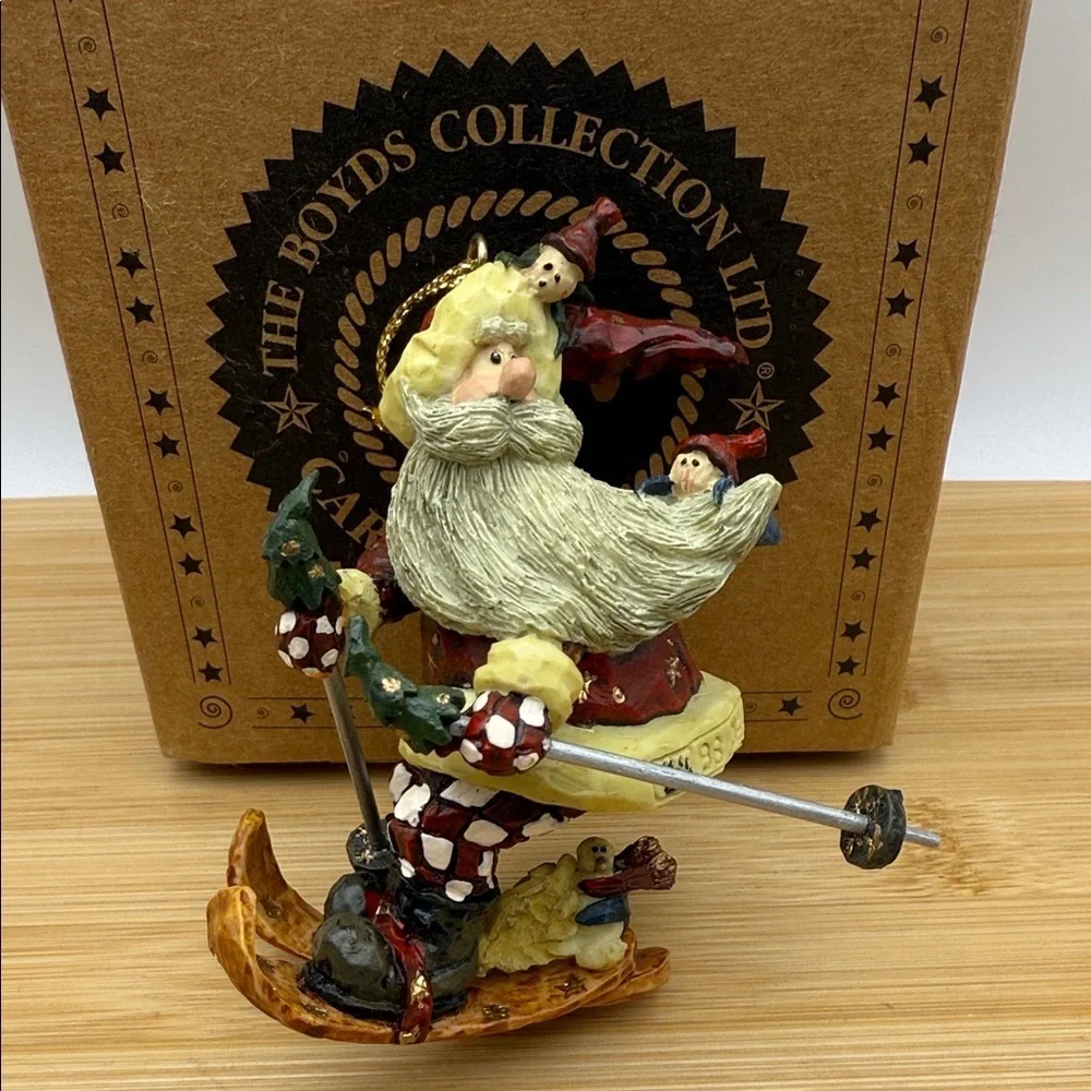 Boyds Bears Carvers Choice Santa In The Nick of Time Skiing Ornament #370200